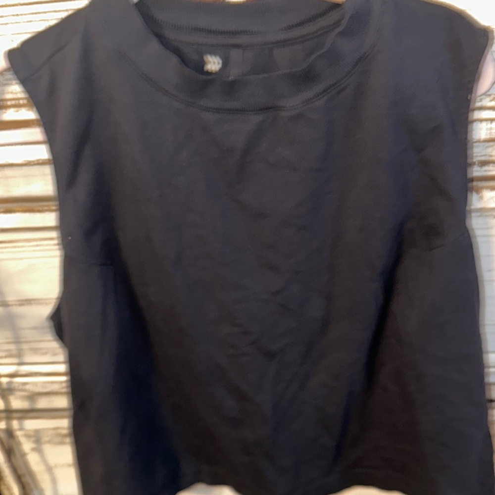 NWOT all in motion black crop top size two x cotton spandex blend cute